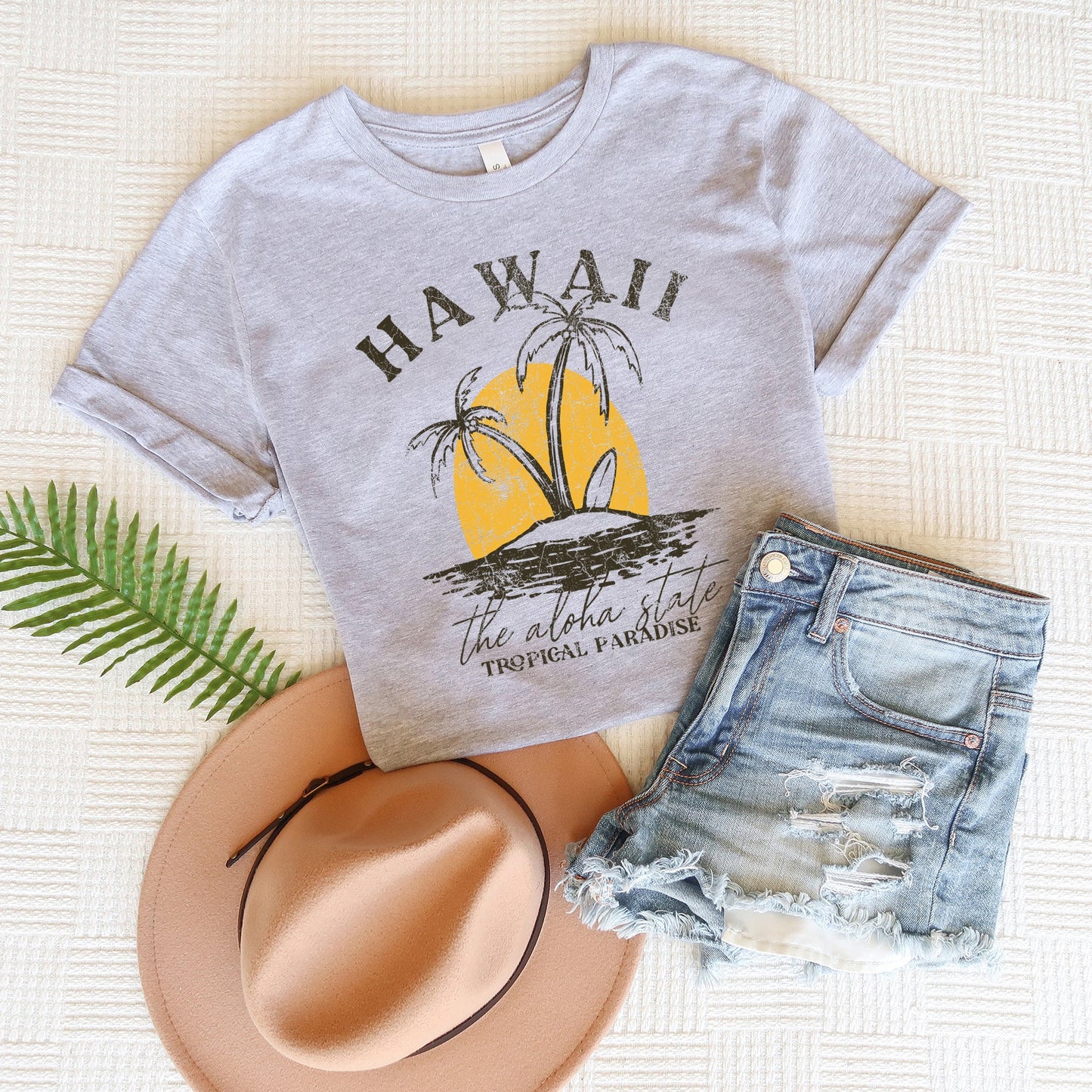 Hawaii Tropical Paradise | Short Sleeve Graphic Tee