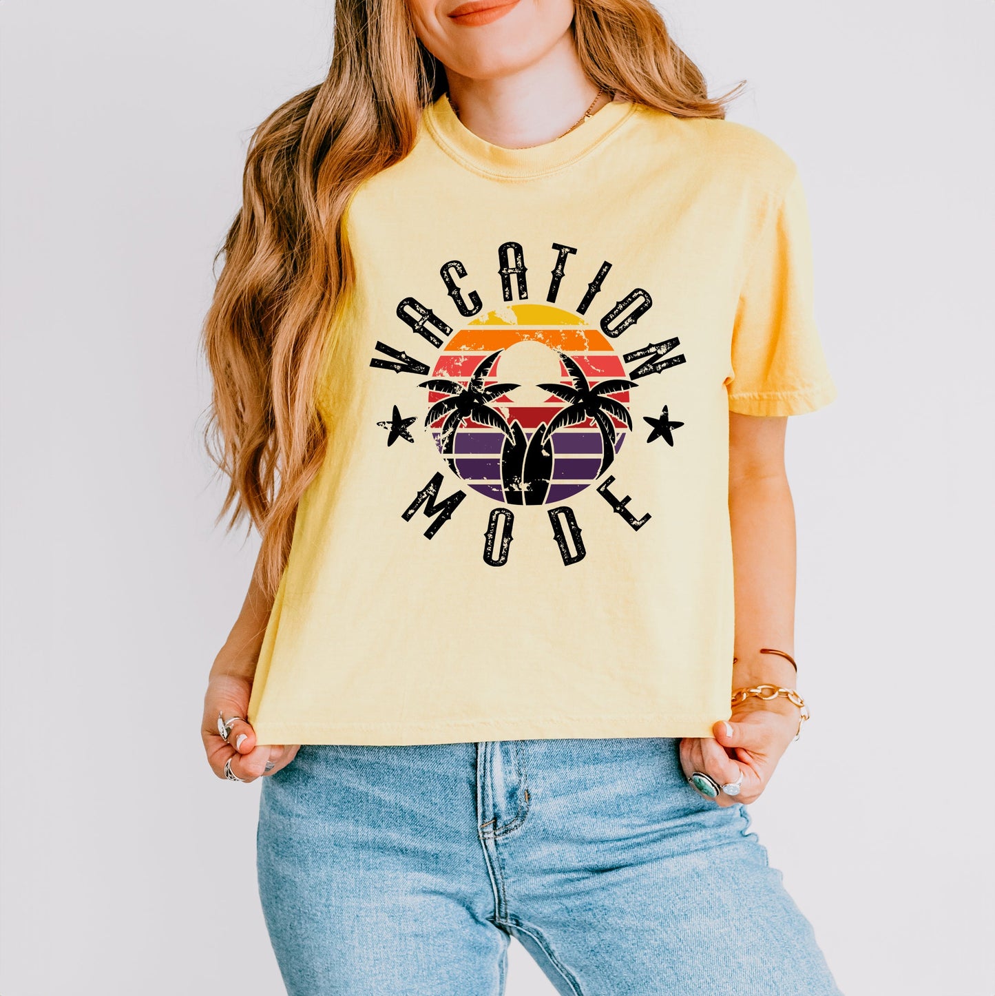 Vacation Mode Circle  | Relaxed Fit Cropped Tee