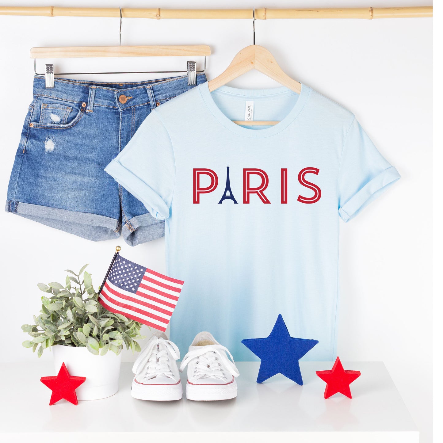 Red And Blue Paris Eiffel | Short Sleeve Graphic Tee