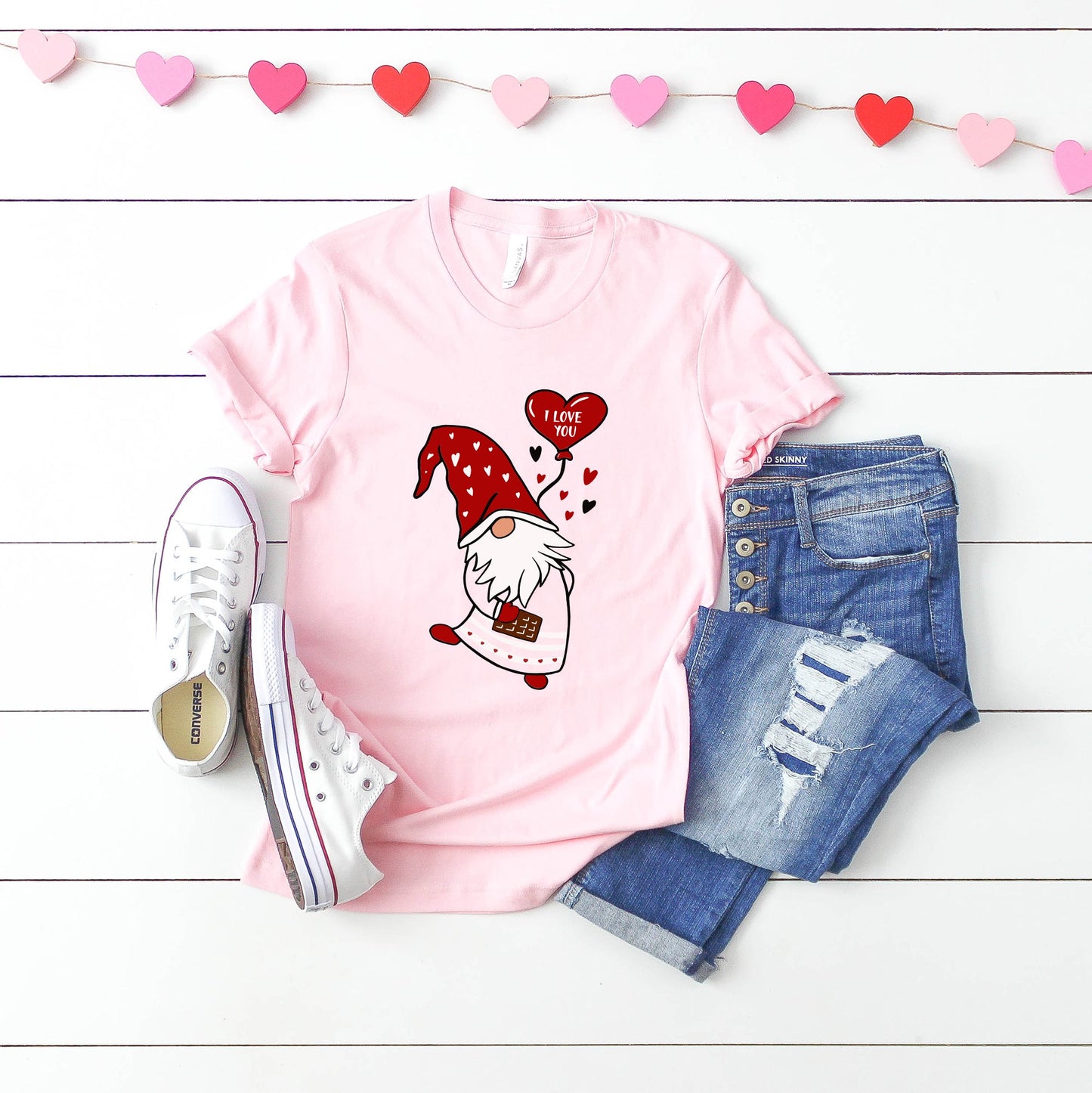 Valentine Gnome Heart | Short Sleeve Crew Neck