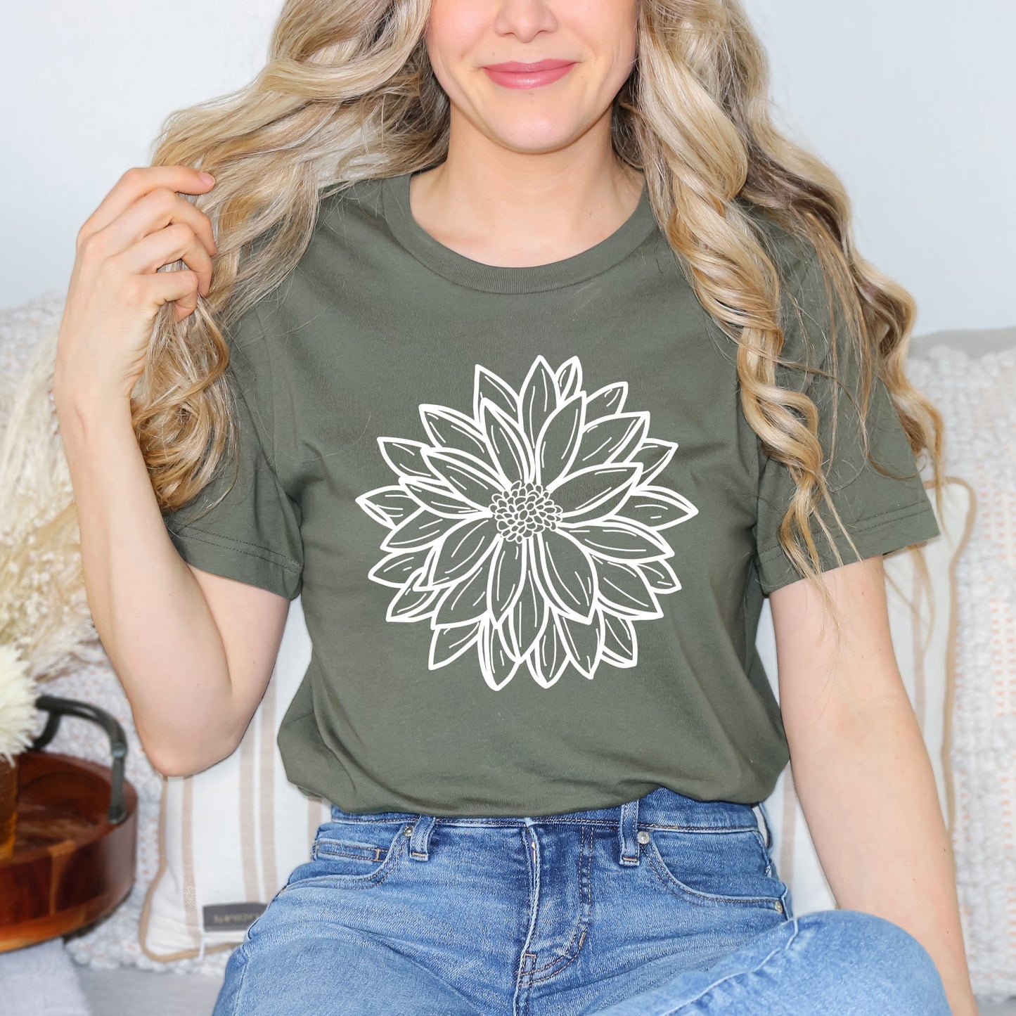 Dahlia | Short Sleeve Graphic Tee