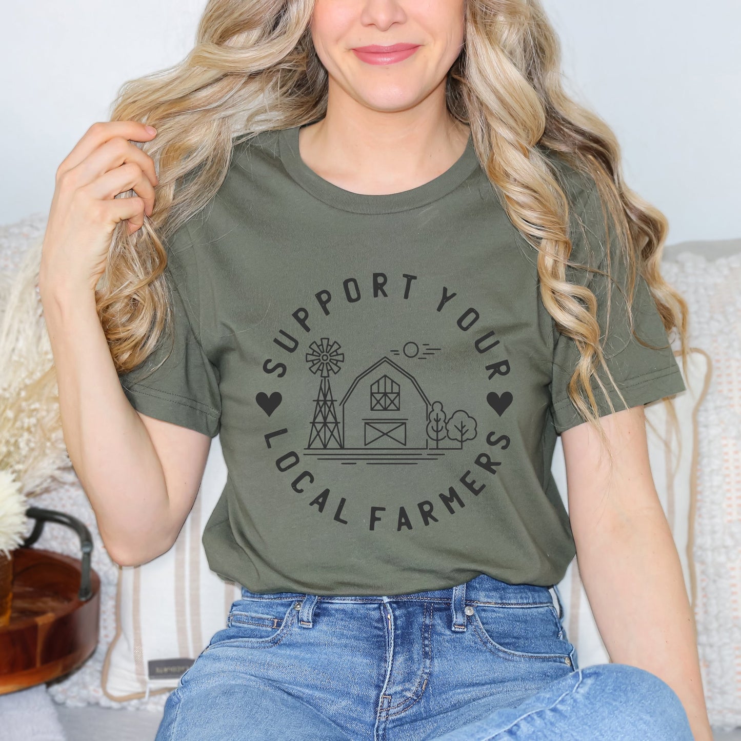 Support Farmers Barn | Short Sleeve Graphic Tee