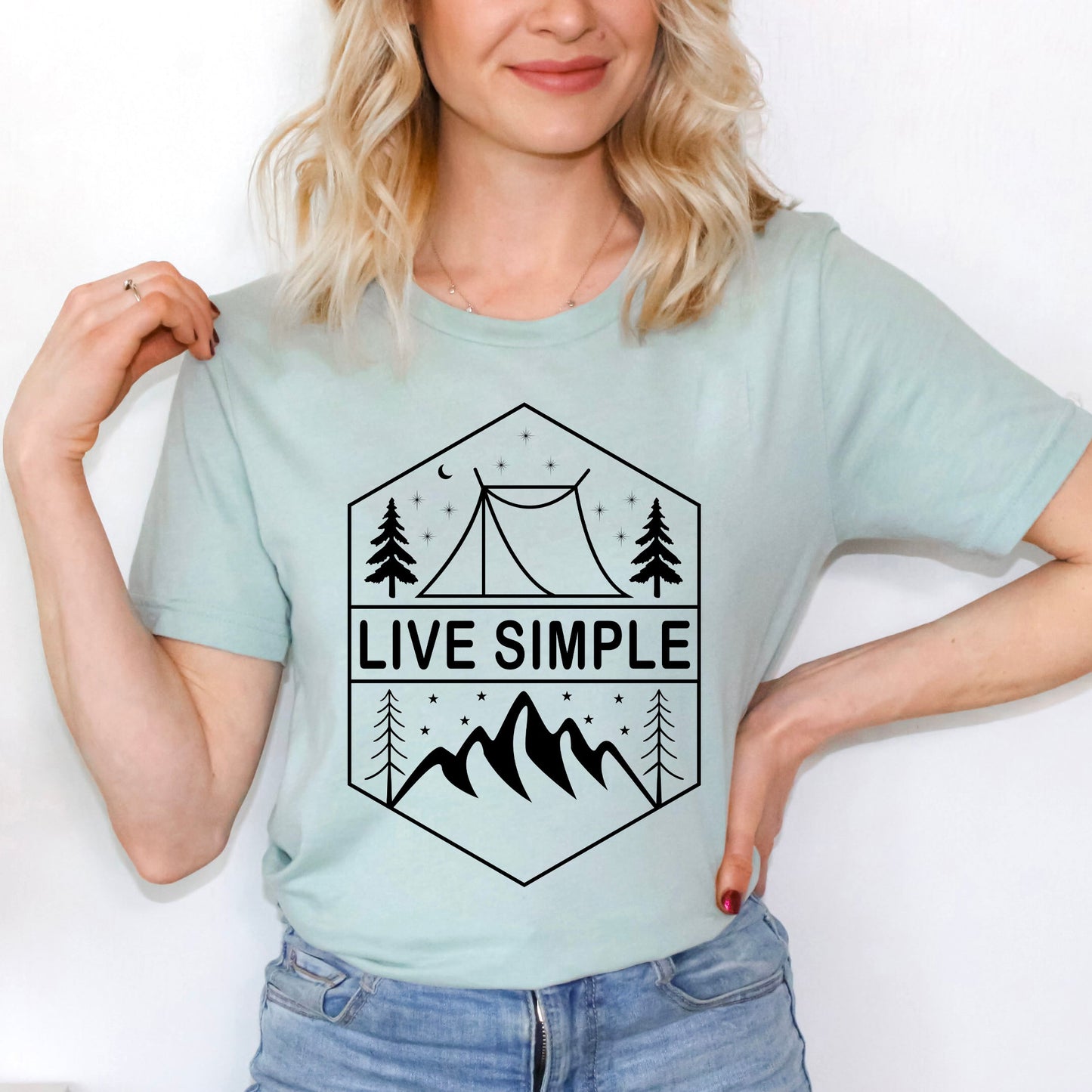 Live Simple | Short Sleeve Graphic Tee