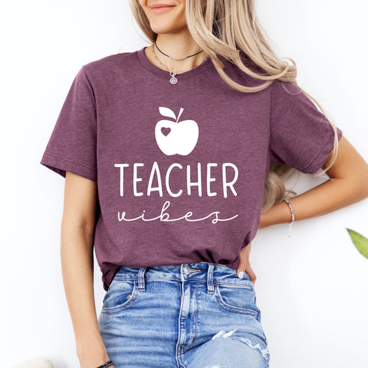 Teacher Vibes Cursive Apple | Short Sleeve Graphic Tee