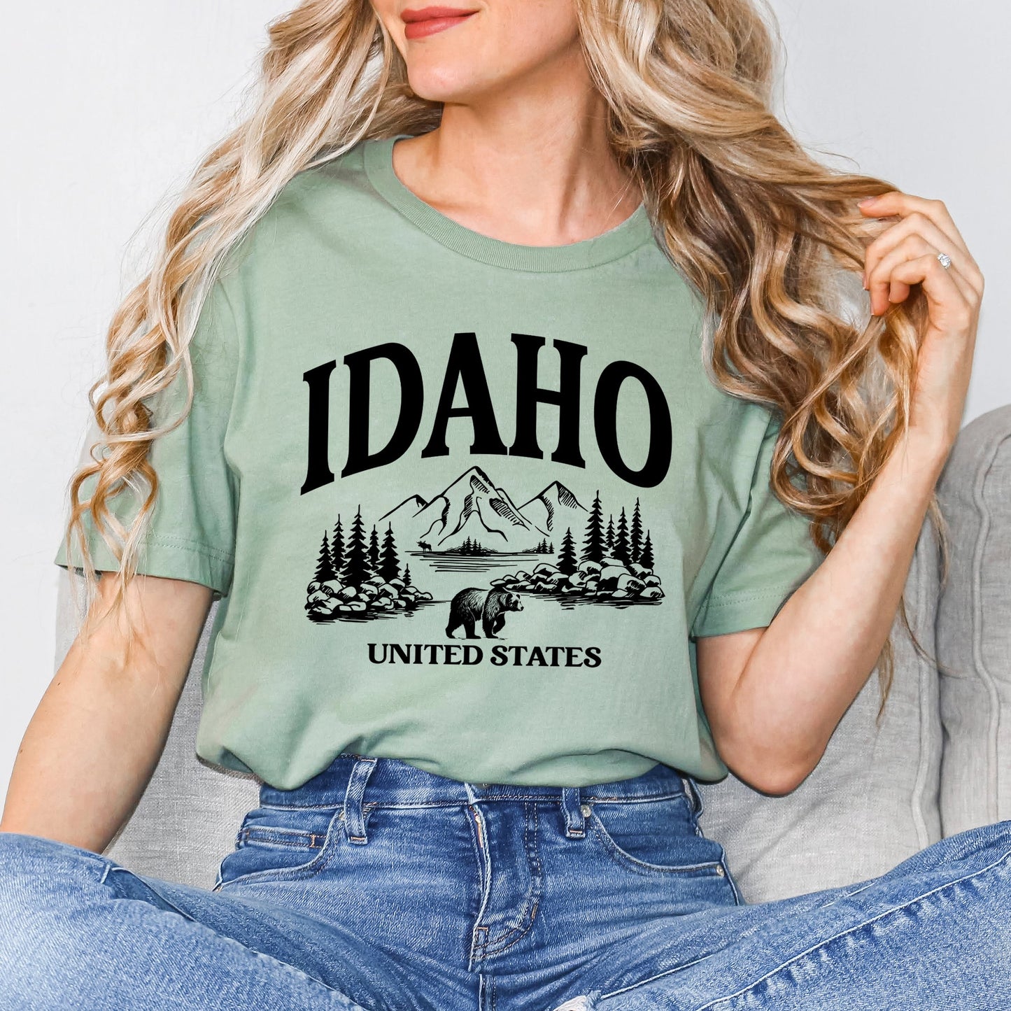 Idaho Forest Scene | Short Sleeve Crew Neck