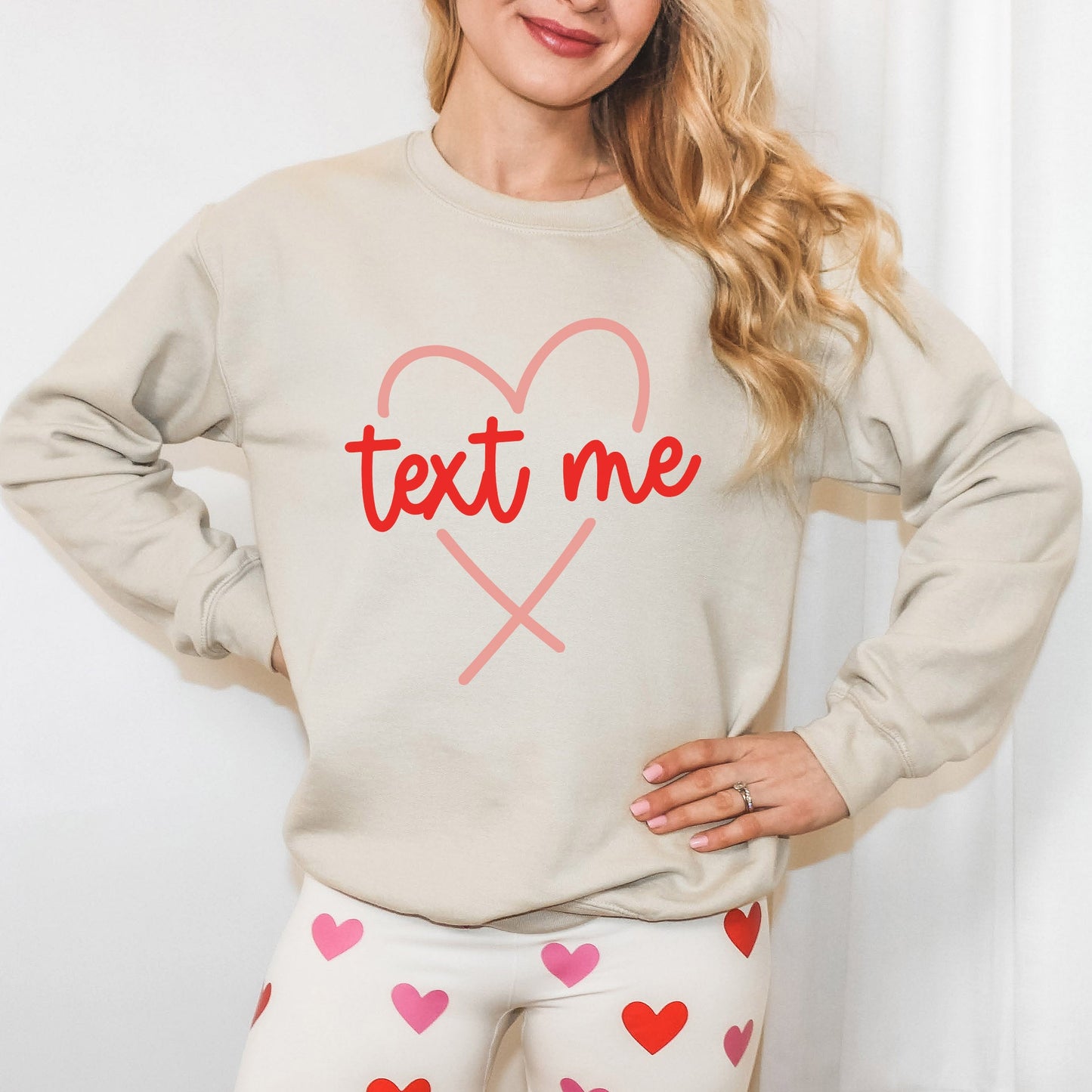 Text Me Heart | Sweatshirt