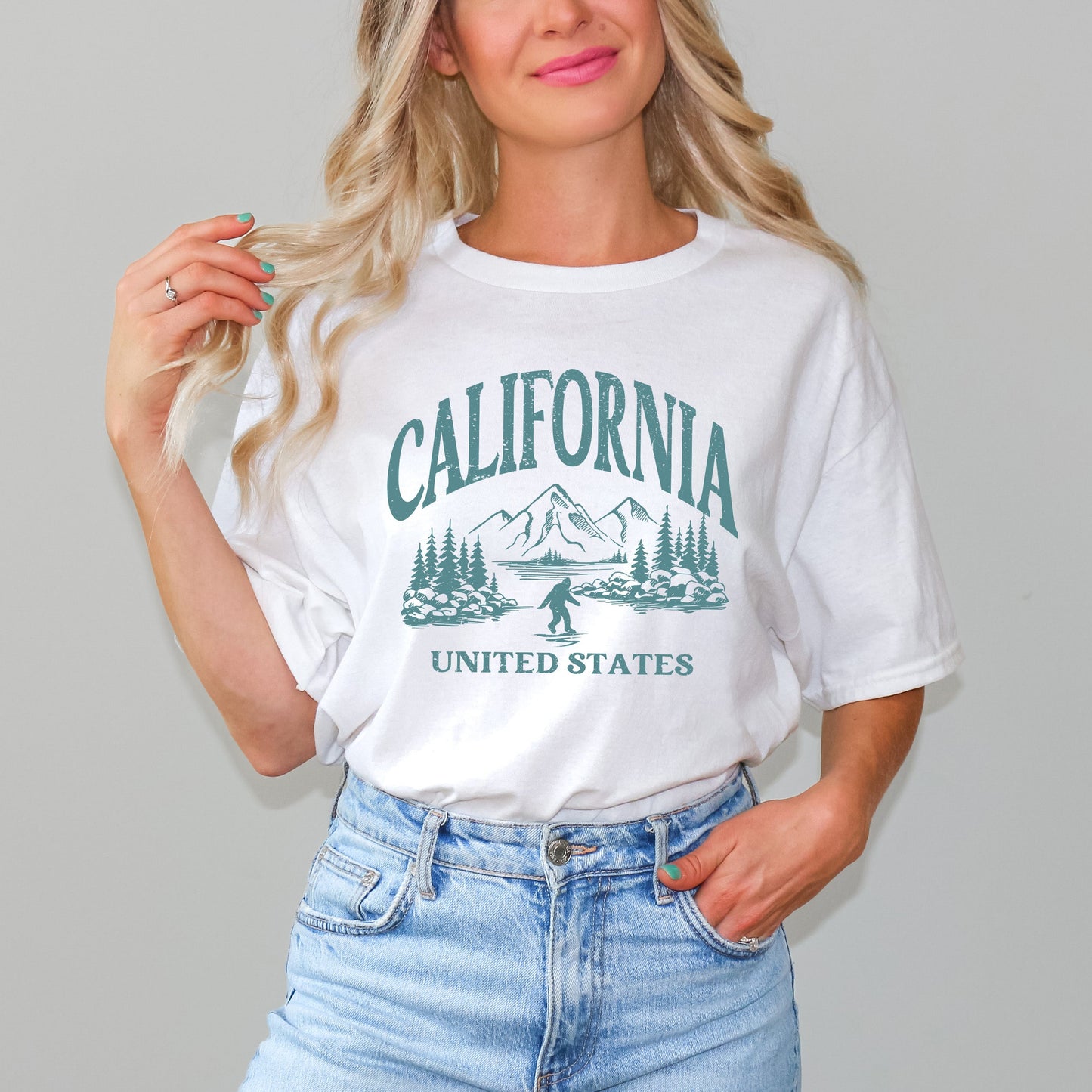 California Forest Scene | Short Sleeve Crew Neck