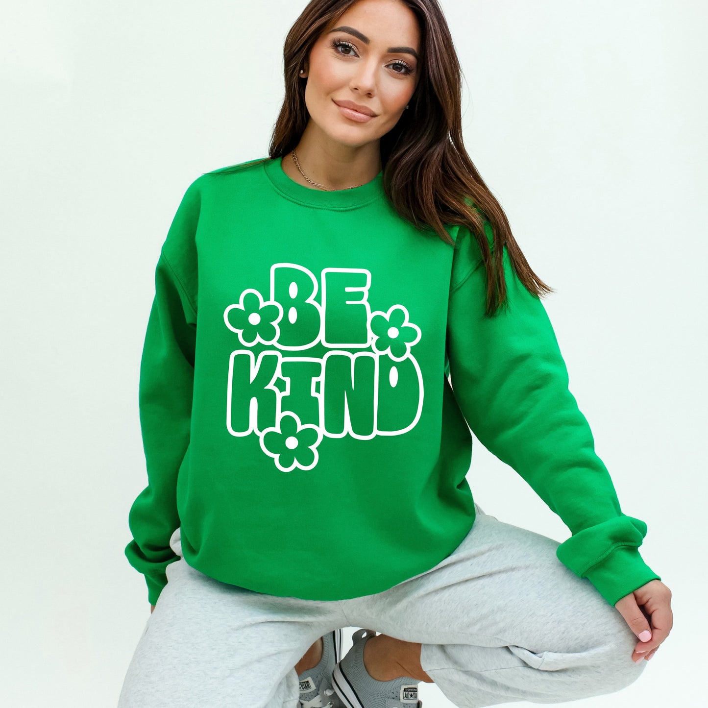 Retro Be Kind Flowers | Sweatshirt