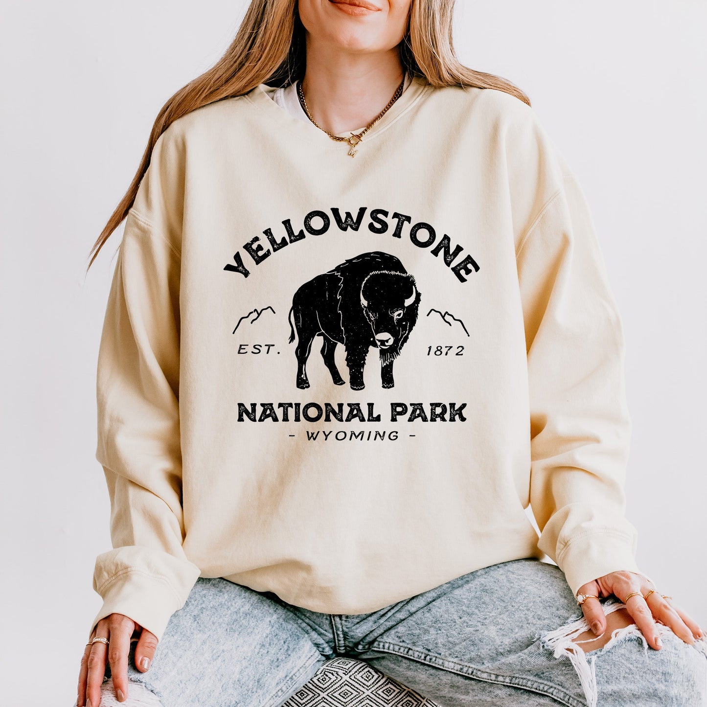 Vintage Yellowstone National Park  | Lightweight Garment Dyed Sweatshirt