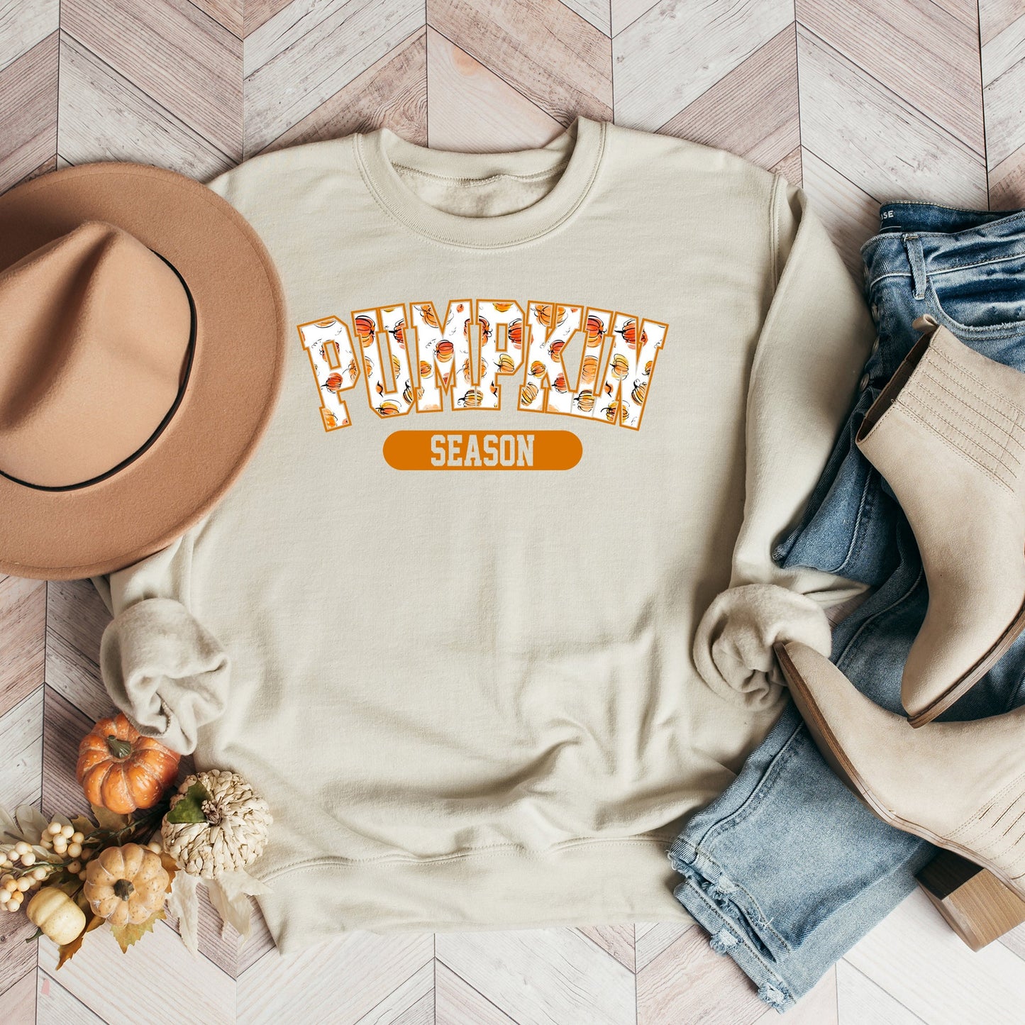 Curved Pumpkin Season Pumpkins | Sweatshirt