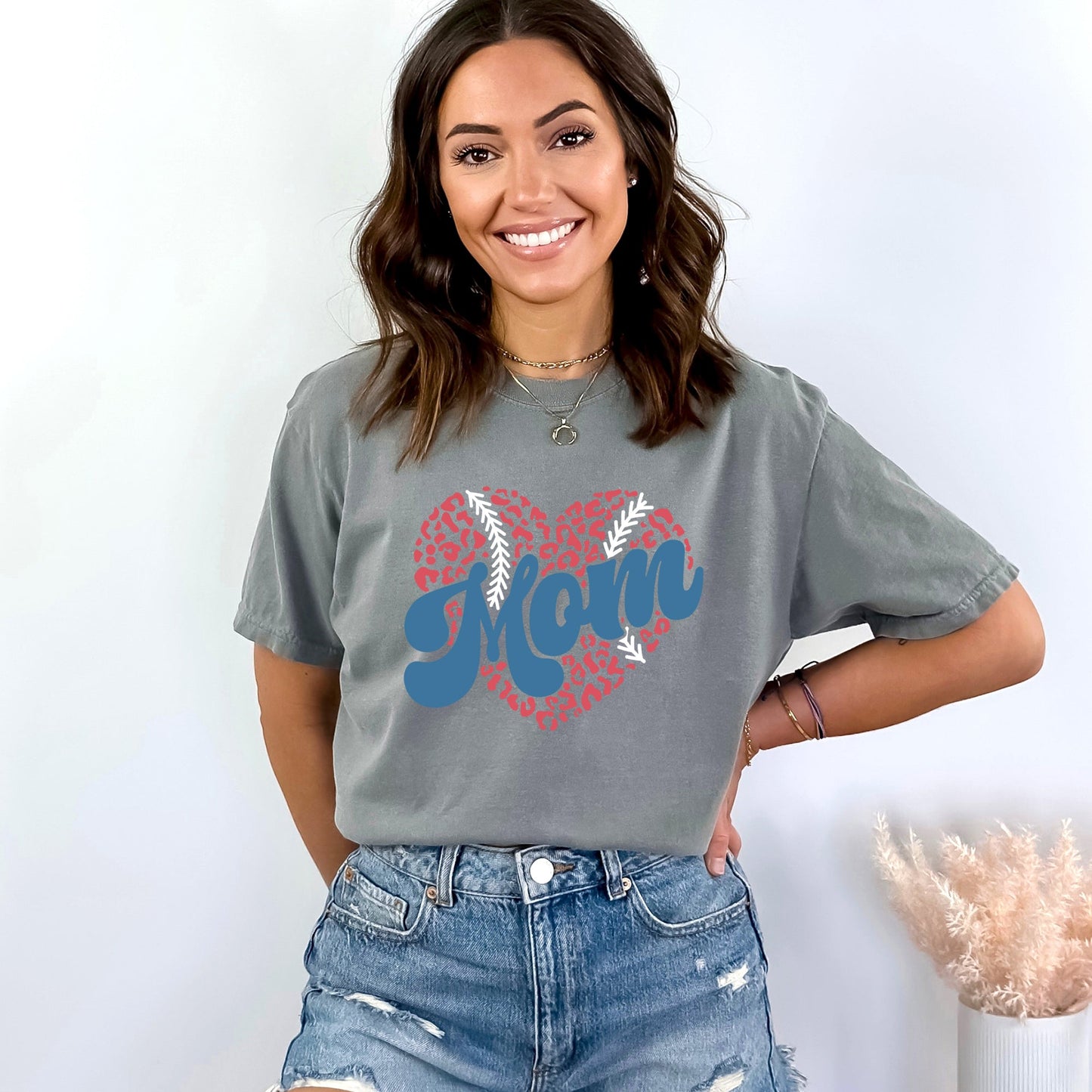 Baseball Mom Heart | Garment Dyed Short Sleeve Tee