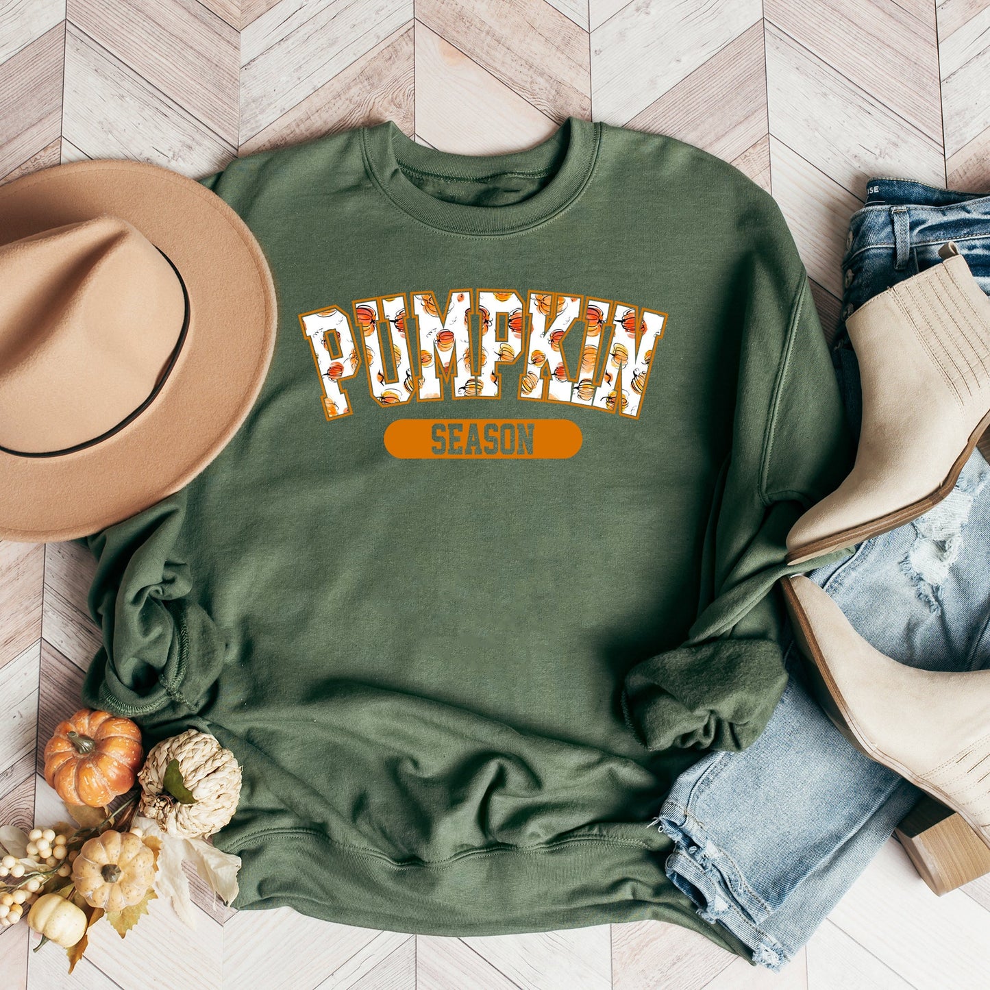 Curved Pumpkin Season Pumpkins | Sweatshirt