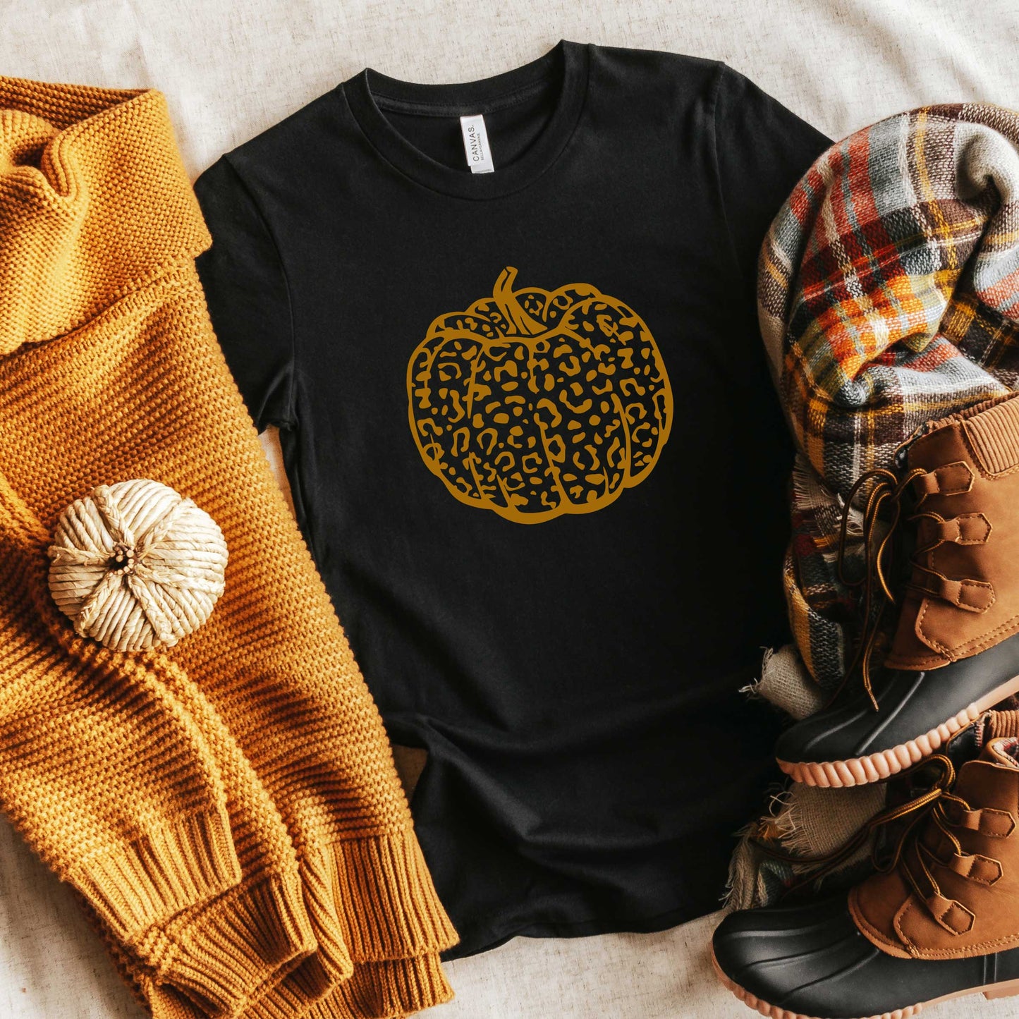 Brown Leopard Pumpkin | Short Sleeve Crew Neck