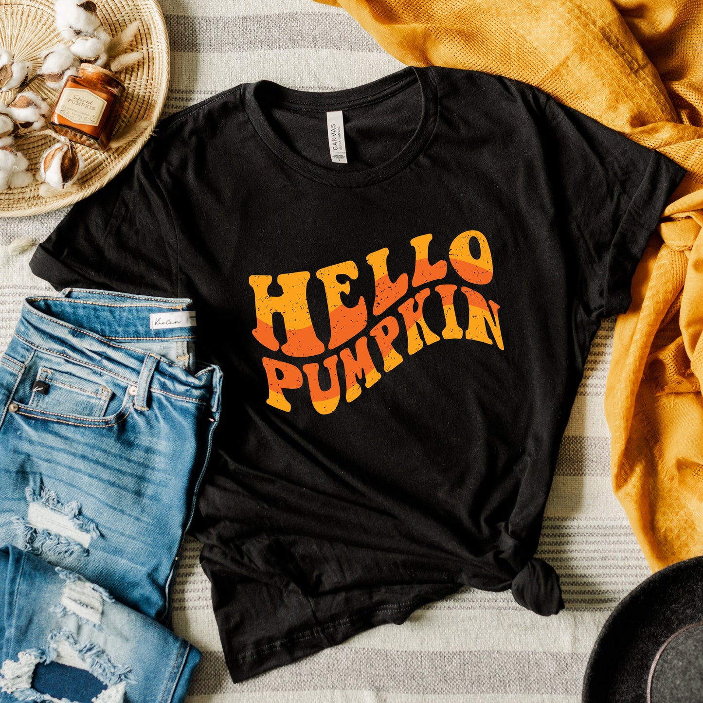 Hello Pumpkin Wavy | Short Sleeve Crew Neck