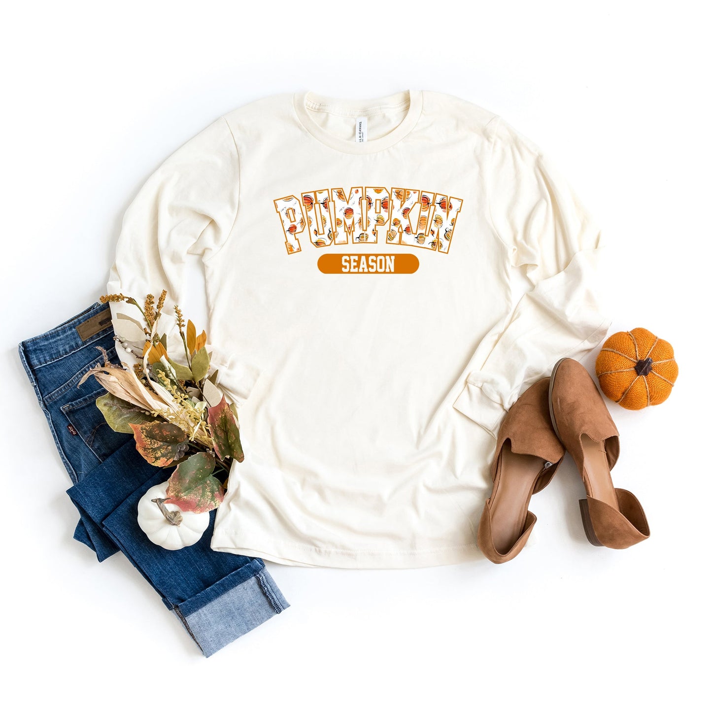 Curved Pumpkin Season Pumpkins | Long Sleeve Crew Neck