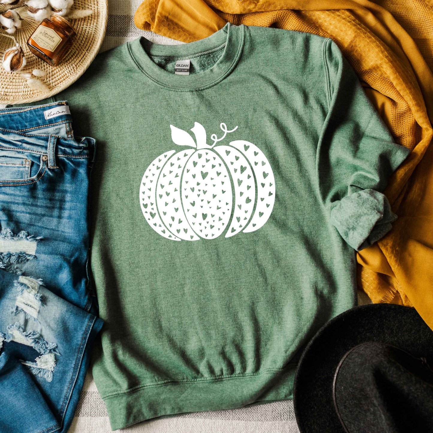 Heart Pumpkin | Sweatshirt