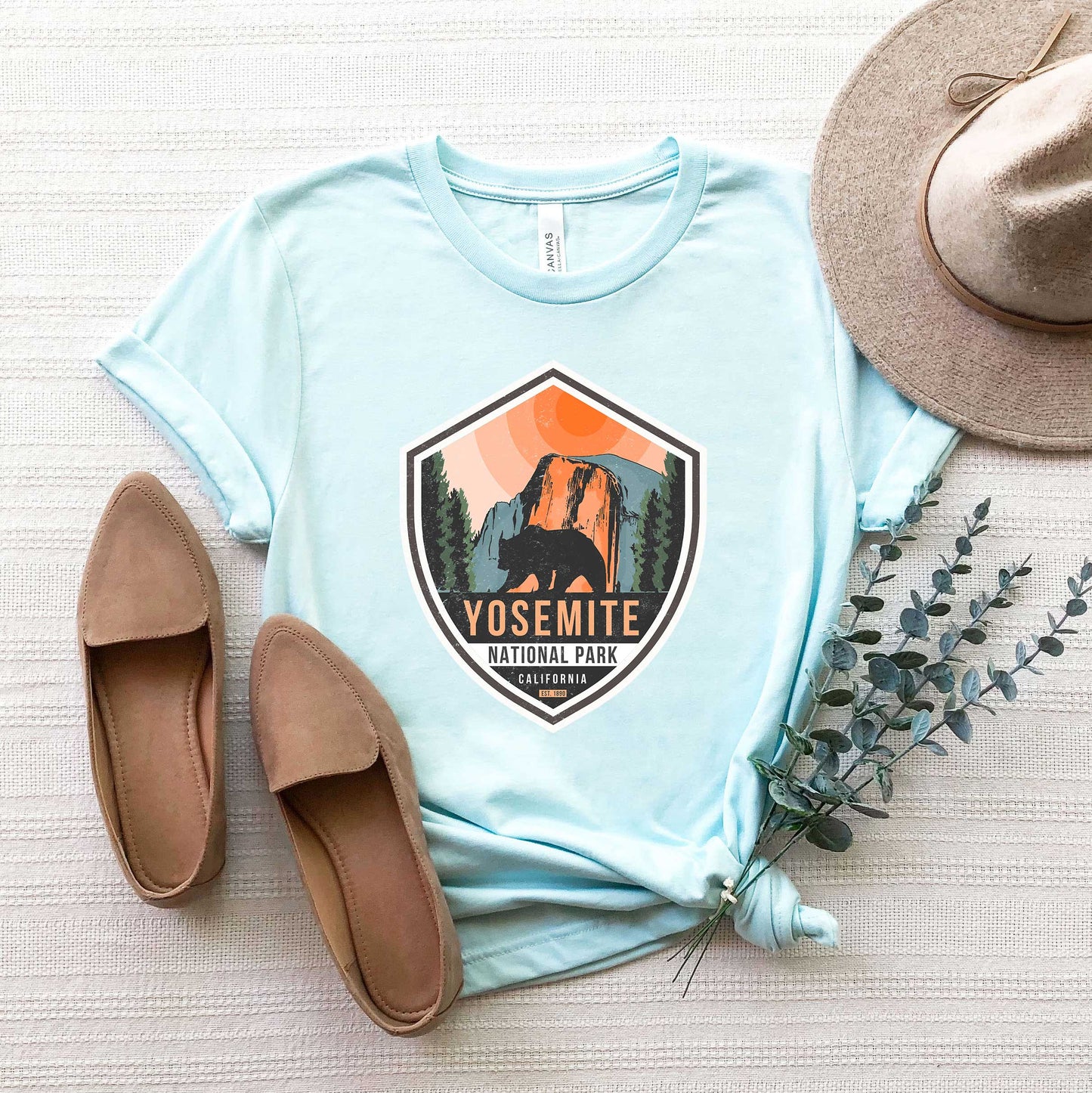 Yosemite National Park Badge | Short Sleeve Crew Neck