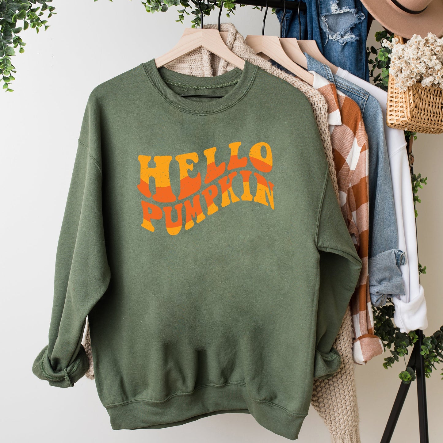 Hello Pumpkin Wavy | Sweatshirt