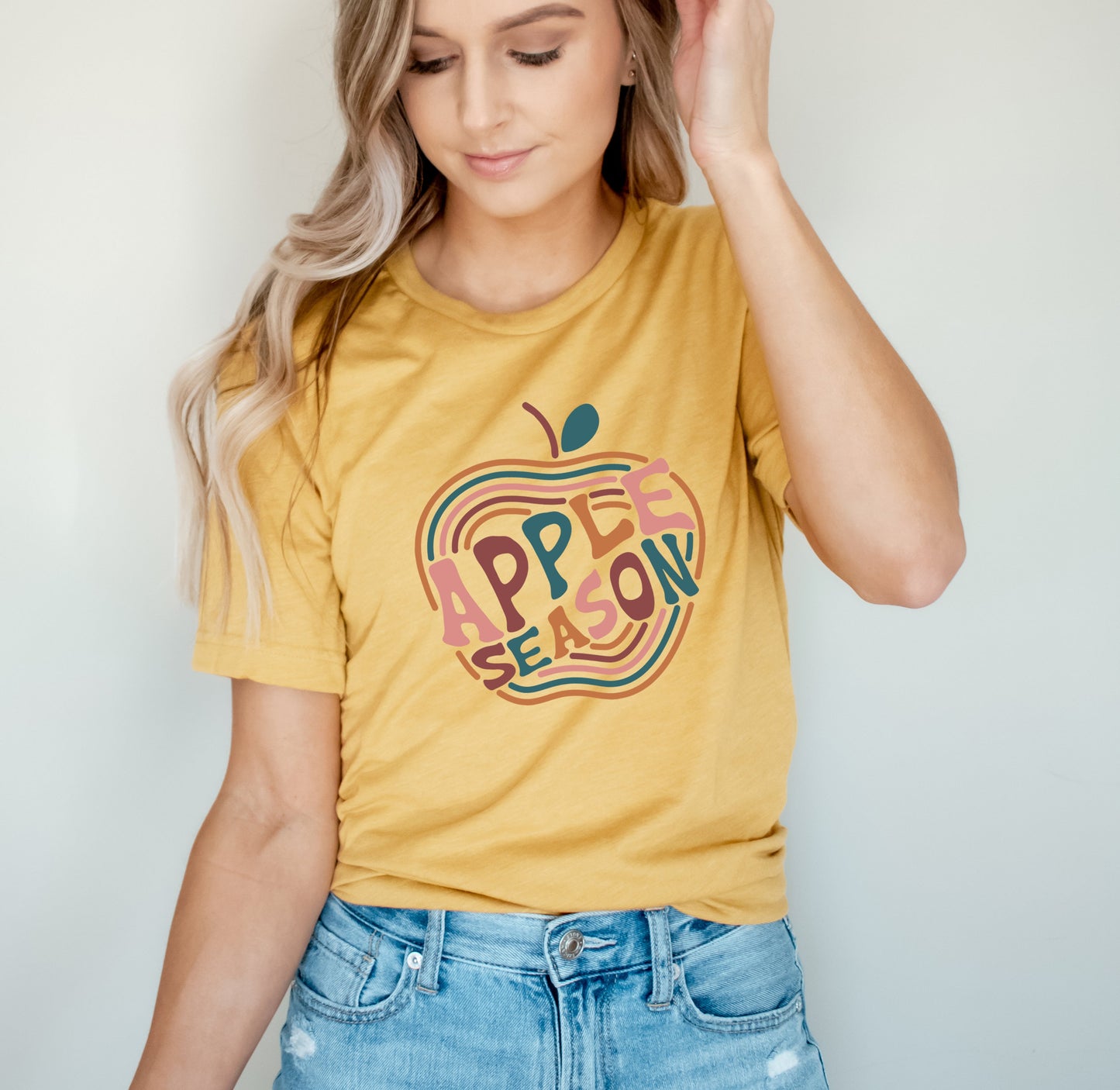 Apple Season Colorful | Short Sleeve Crew Neck