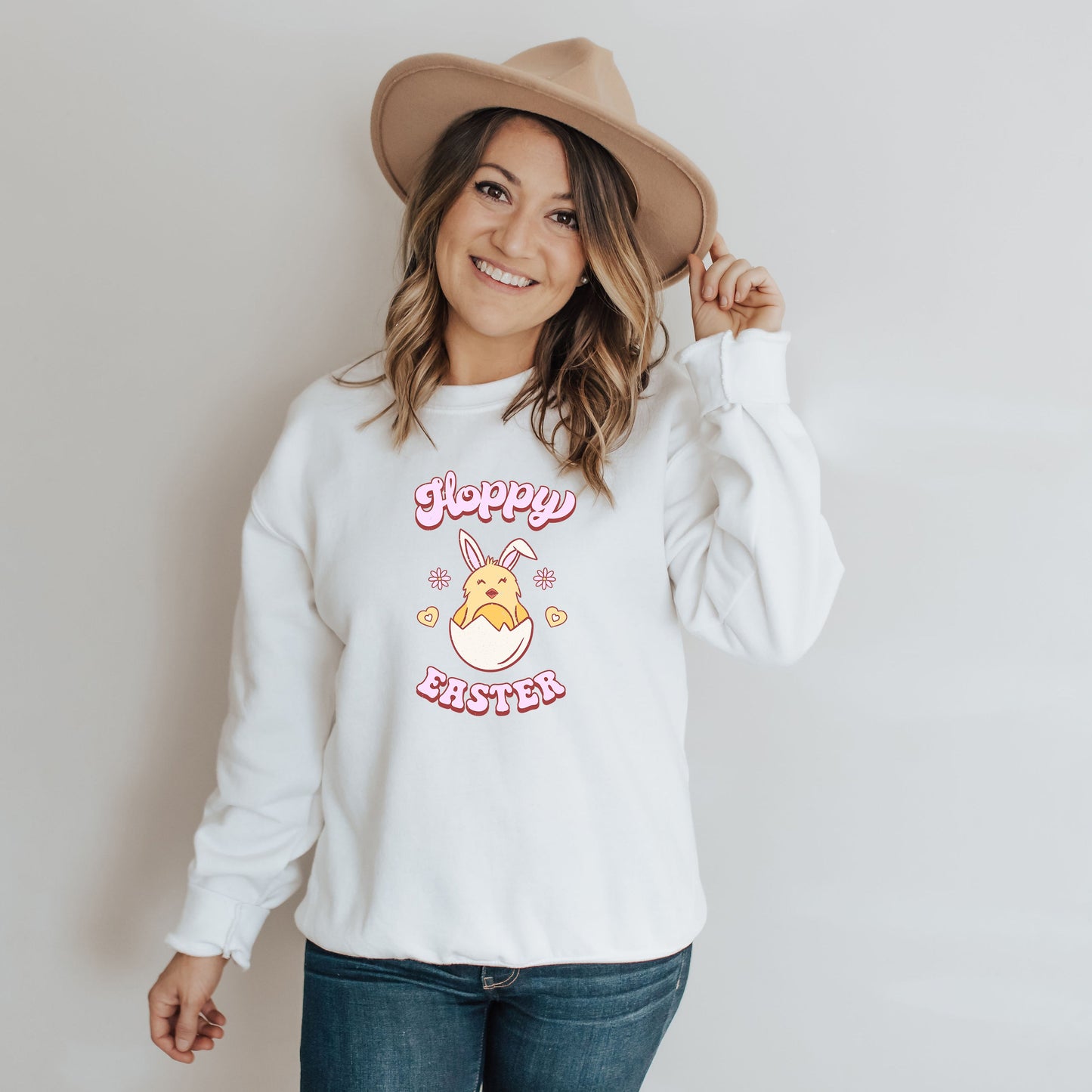 Hoppy Easter Chick Colorful | Sweatshirt